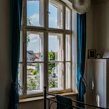 Bed & Breakfast Muehlenvilla Am Buetzower Hafen Butzow